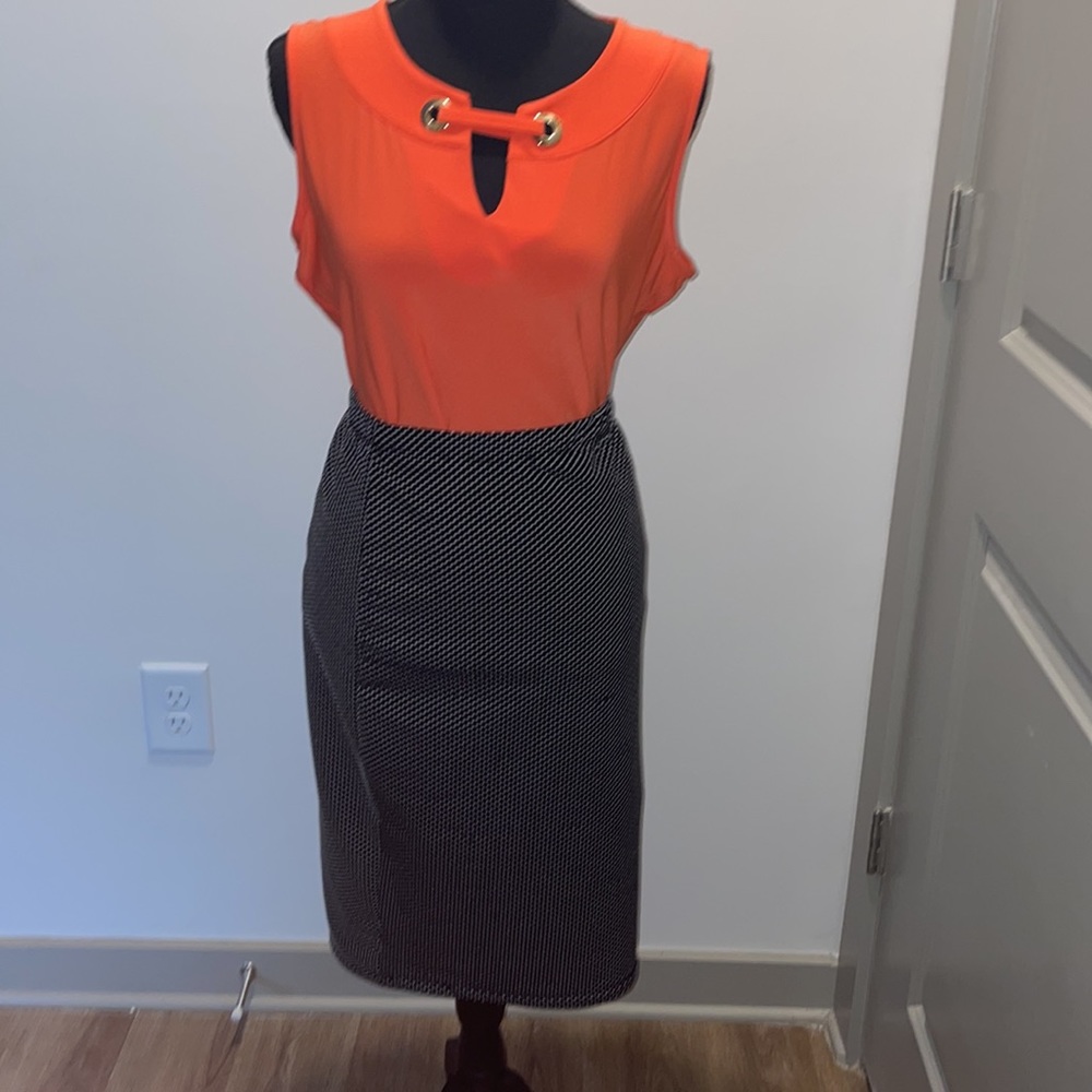Polka dot skirt - Picture 2 of 5
